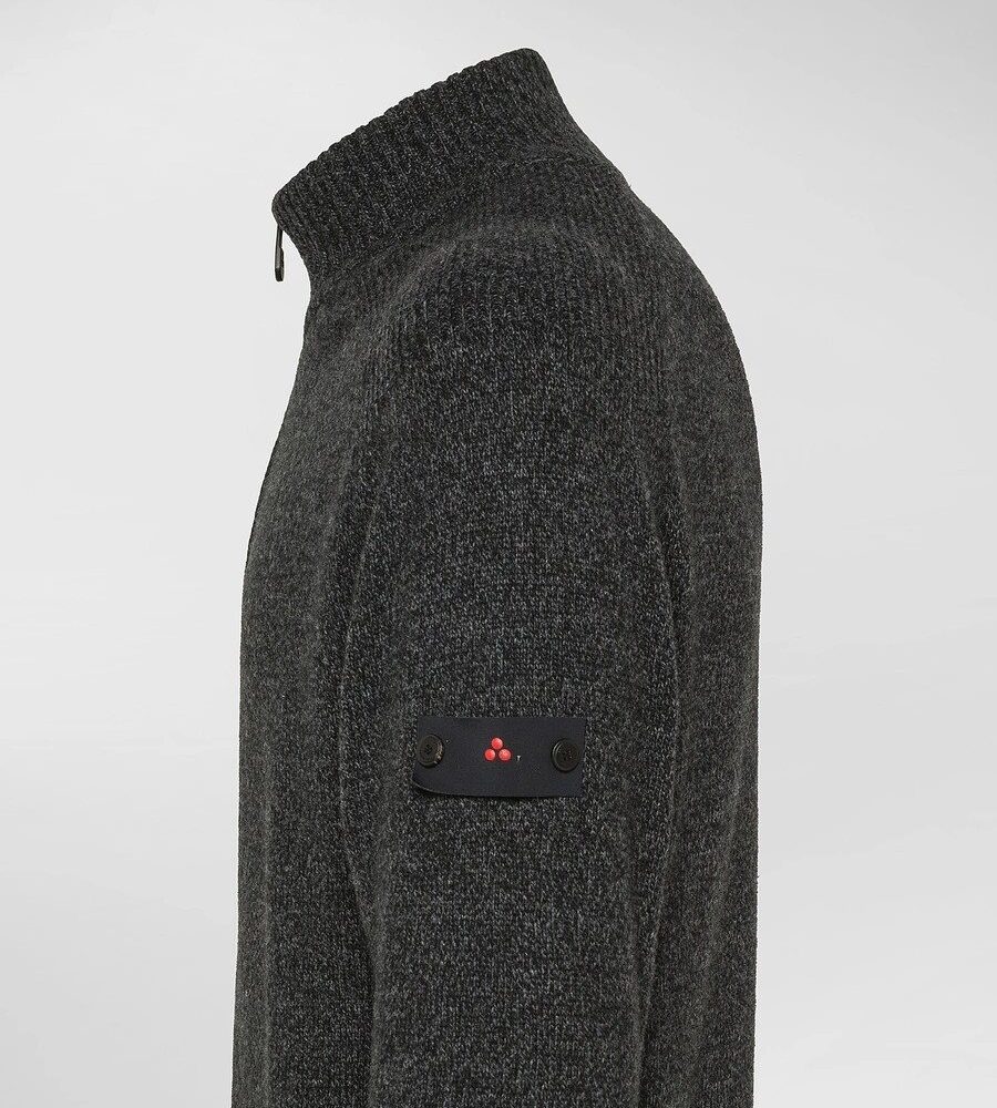 Alternative view of Peuterey Braille 03