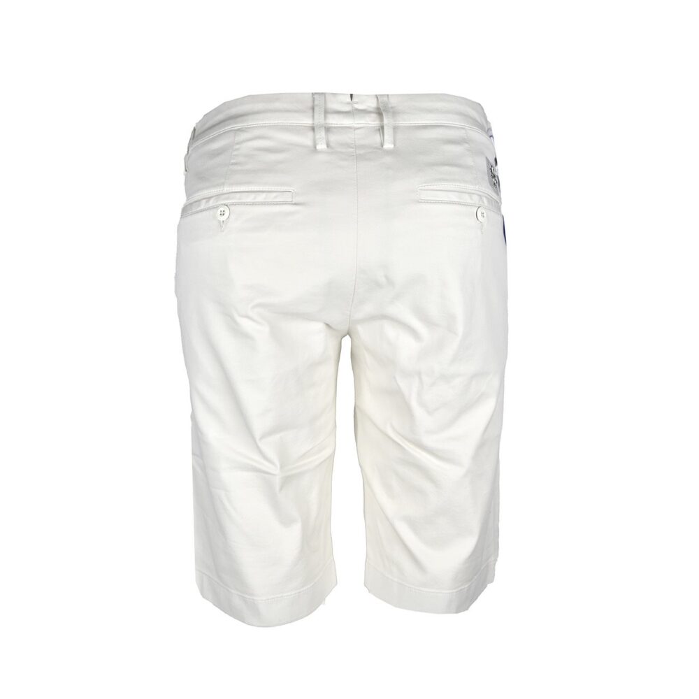 Alternative view of Jacob Cohen Bob