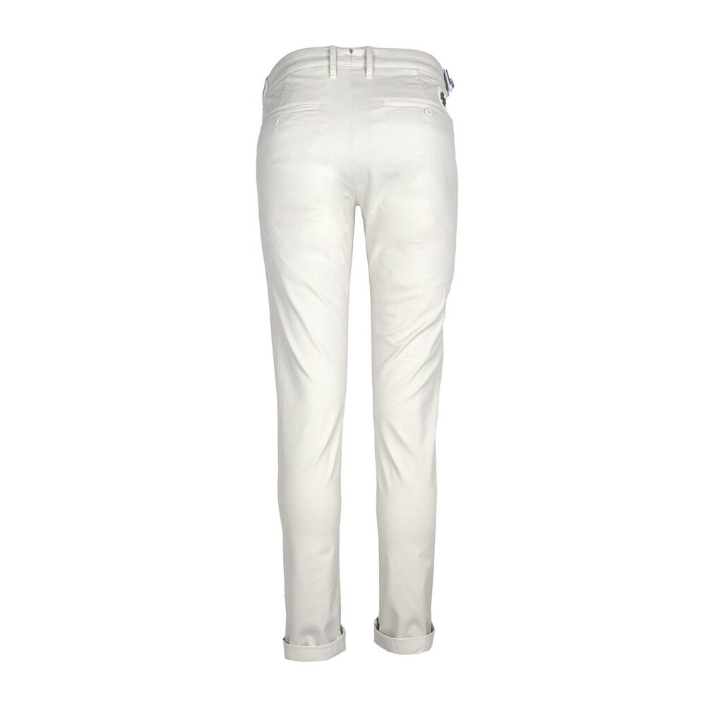 Alternative view of Jacob Cohen Bobby